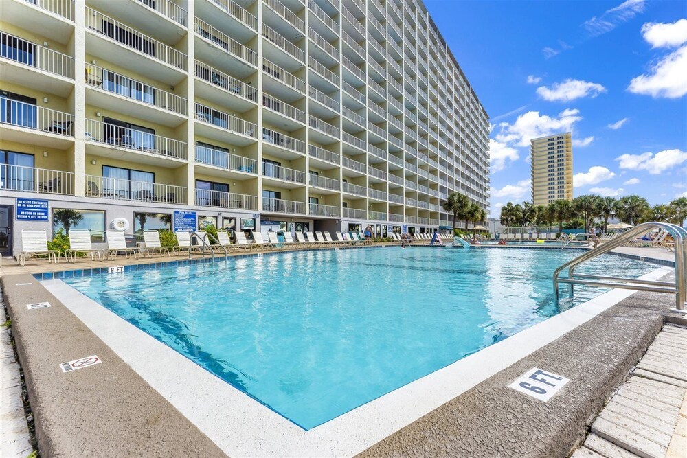 the summit 1006