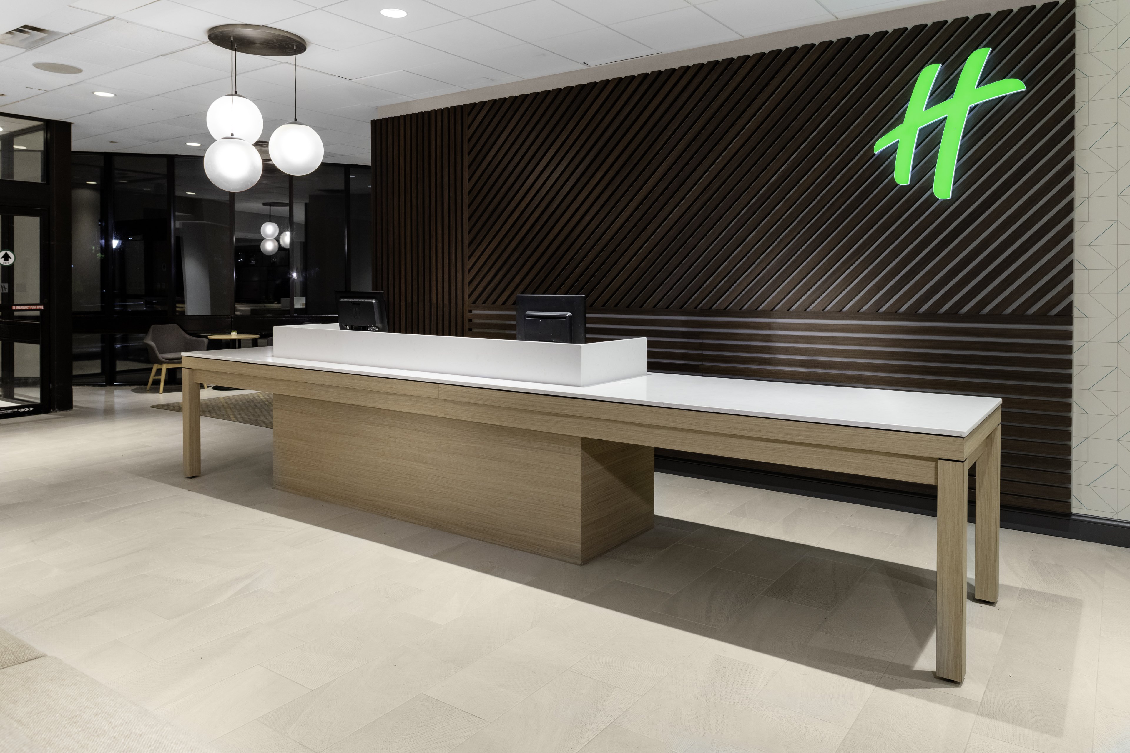 holiday inn boston dedham htl and conf ctr