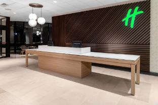 holiday inn boston dedham htl and conf ctr