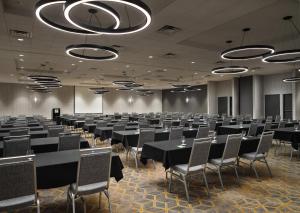 holiday inn boston dedham htl and conf ctr