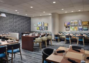 holiday inn boston dedham htl and conf ctr