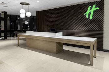 Holiday Inn Boston-Dedham Htl & Conf Ctr,Near Legacy Place,3 star
