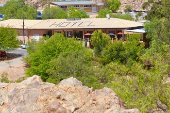 Bahnhof Hotel Aus,Karas Region>>Aus,3 star