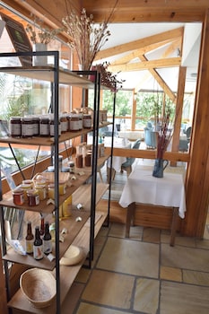 Hotel-Restaurant Les Chenets,Rue Du Four,1 star