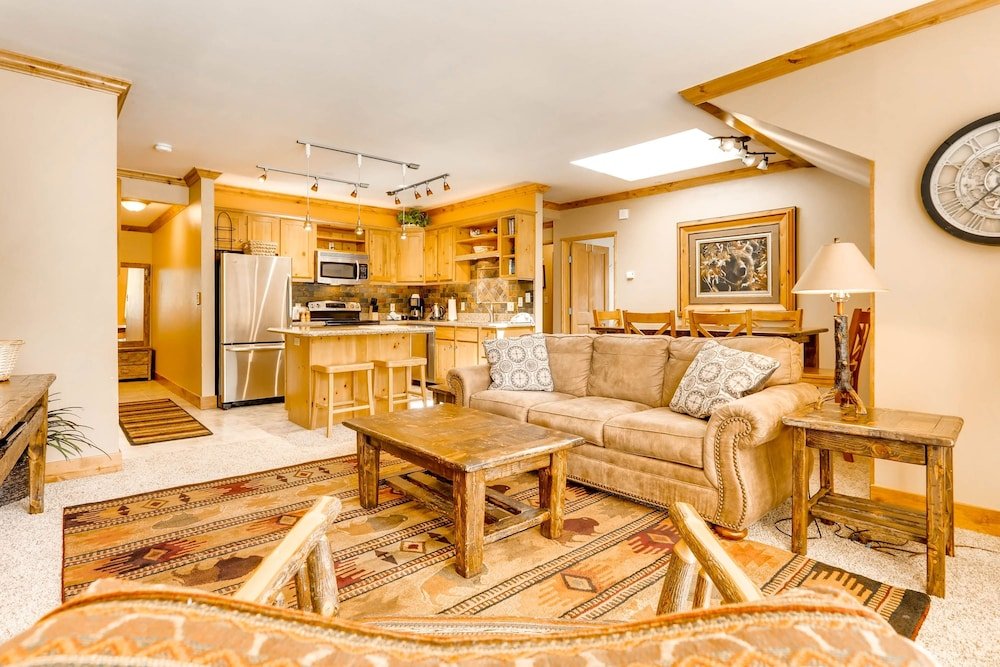 black bear 8032 1 br condo