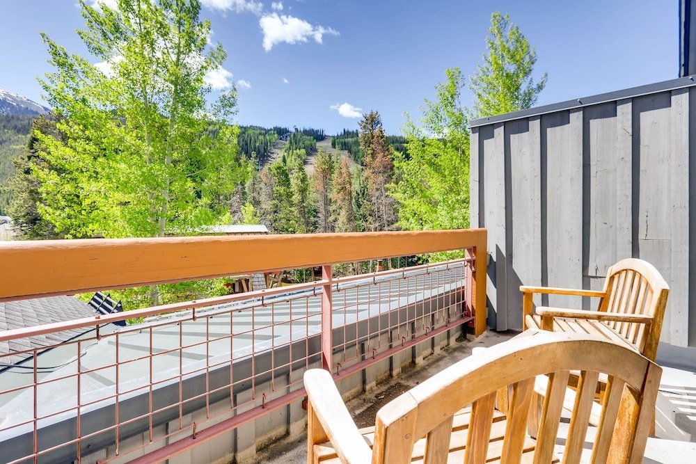 black bear 8032 1 br condo