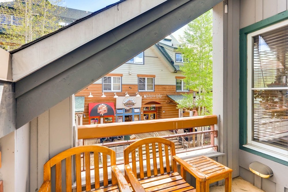 black bear 8034 1 br condo