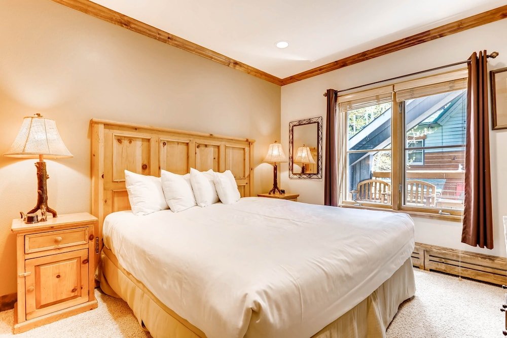 black bear 8034 1 br condo