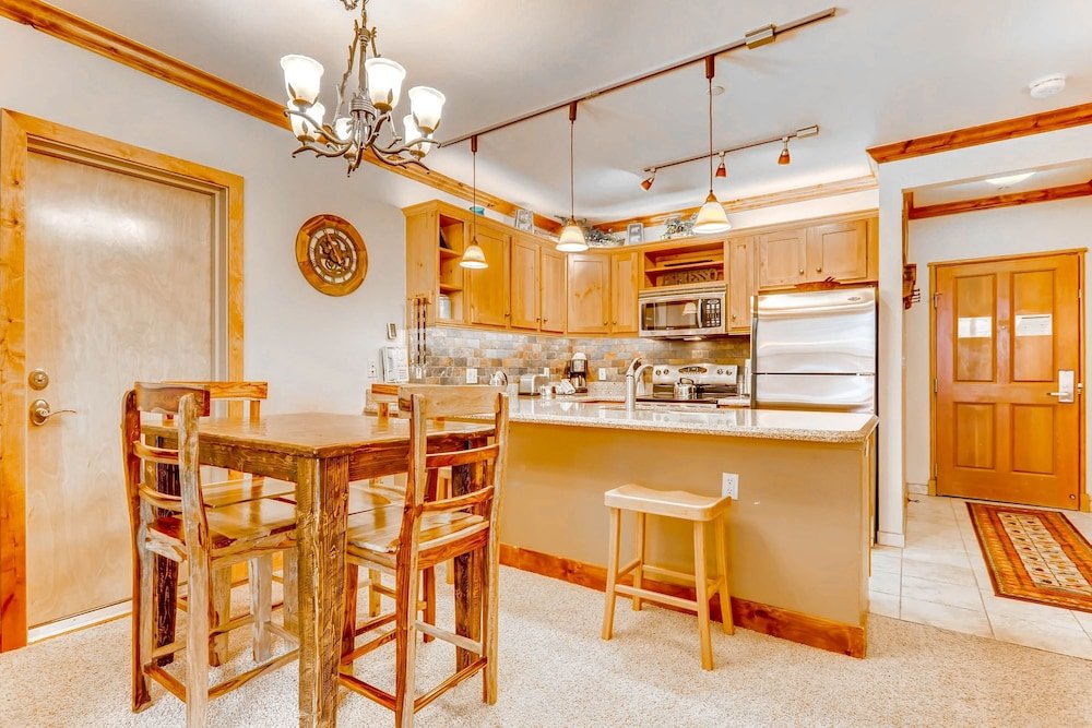black bear 8034 1 br condo