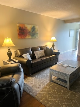smoky mountains 205 2bd condo with private balcony by redawning