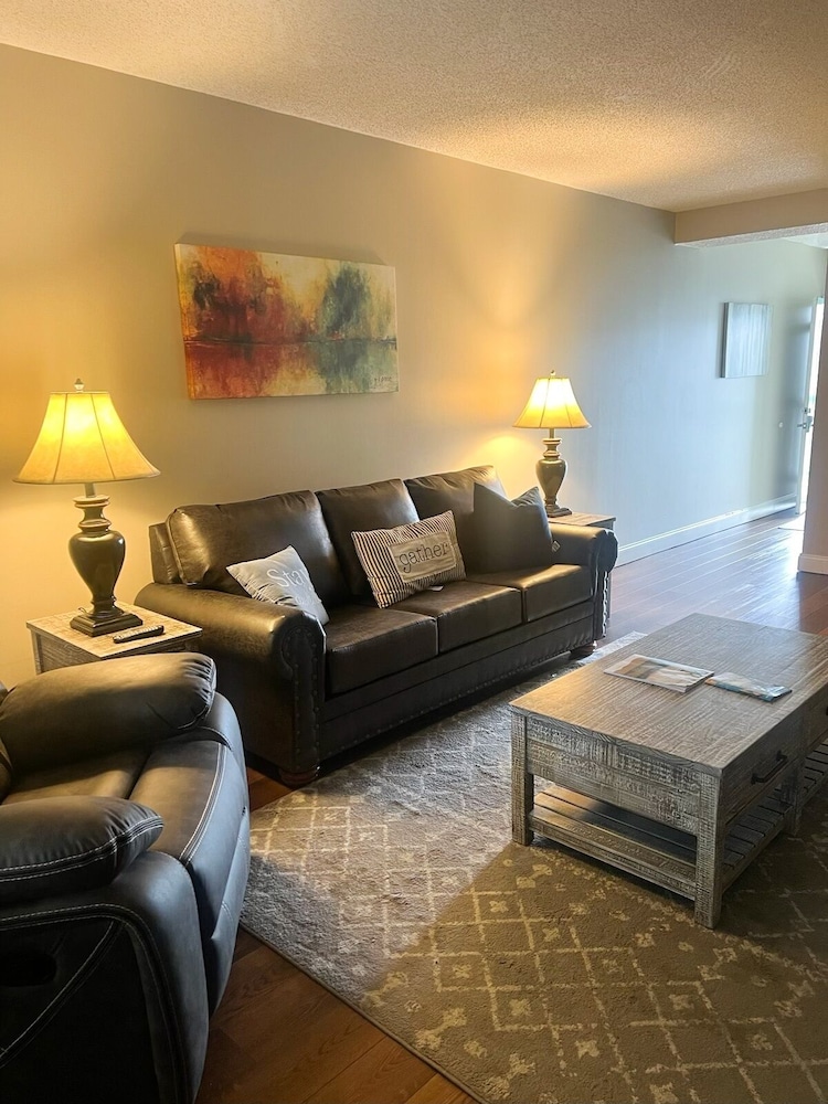 smoky mountains 205 2bd condo with private balcony by redawning
