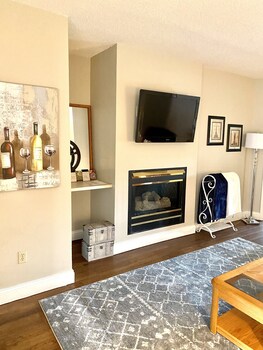 smoky mountains 205 2bd condo with private balcony by redawning