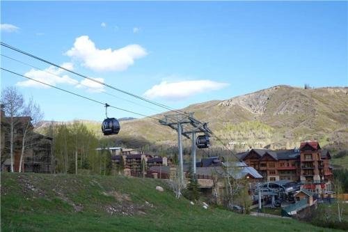 snowmass village