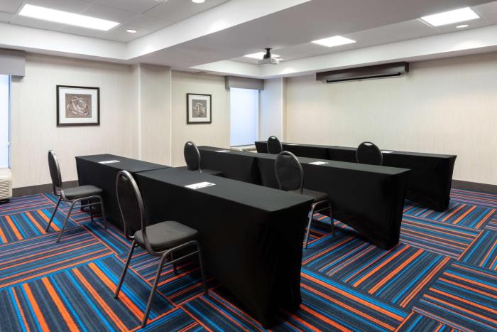 hampton inn denver international airport