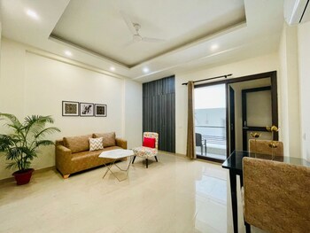 olive service apartments dlf cyber city