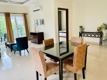 olive service apartments dlf cyber city