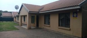 c land guest house meyerton