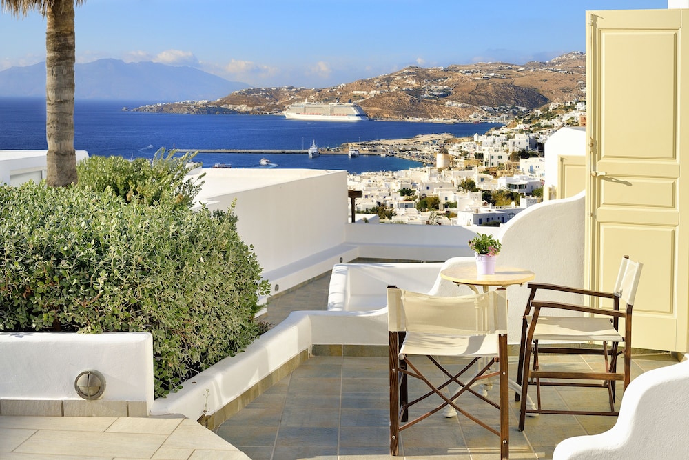 mykonos city