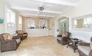 savannah beach club hotel