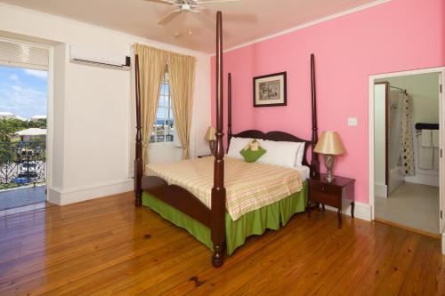 savannah beach club hotel