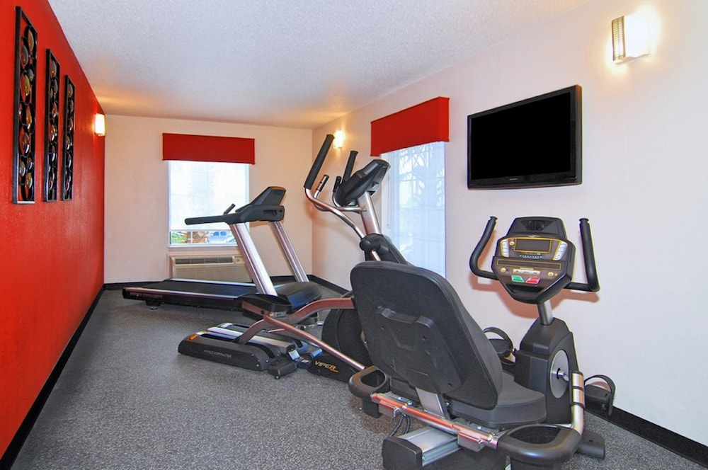holiday inn express destin e commons mall area