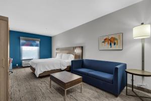 holiday inn express destin e commons mall area
