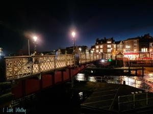 whitby bridge luxury apartments