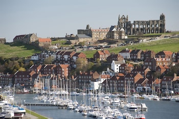 whitby bridge luxury apartments