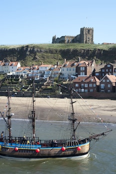whitby bridge luxury apartments