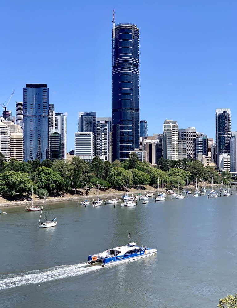 hamptons retreat on level 77 skytower