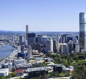 hamptons retreat on level 77 skytower