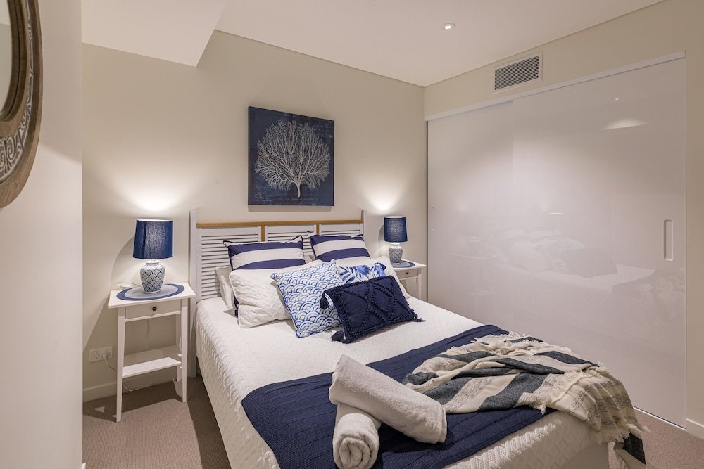 hamptons retreat on level 77 skytower