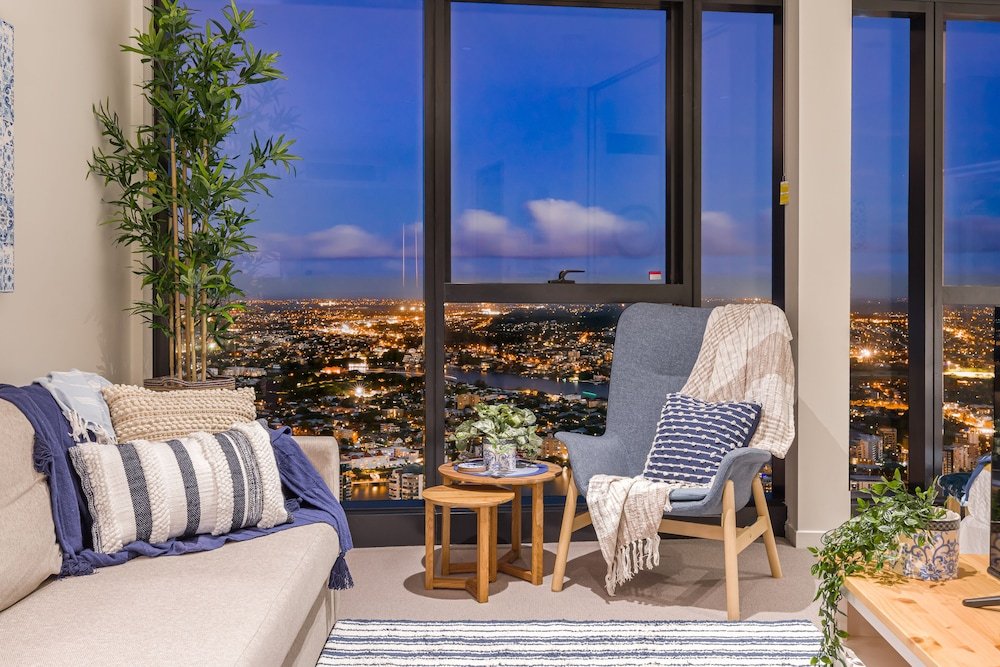 hamptons retreat on level 77 skytower