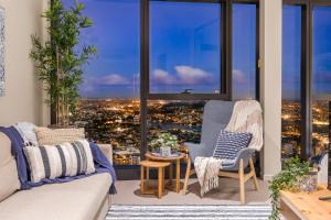 hamptons retreat on level 77 skytower