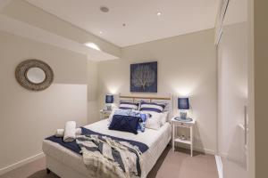 hamptons retreat on level 77 skytower