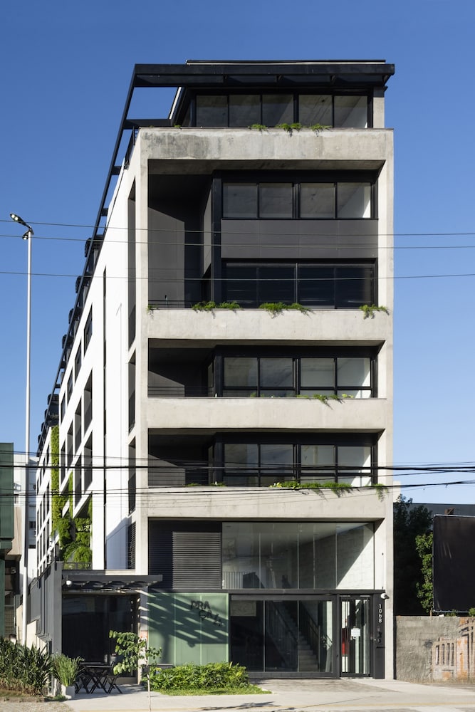 charlie porto alegre praca 4