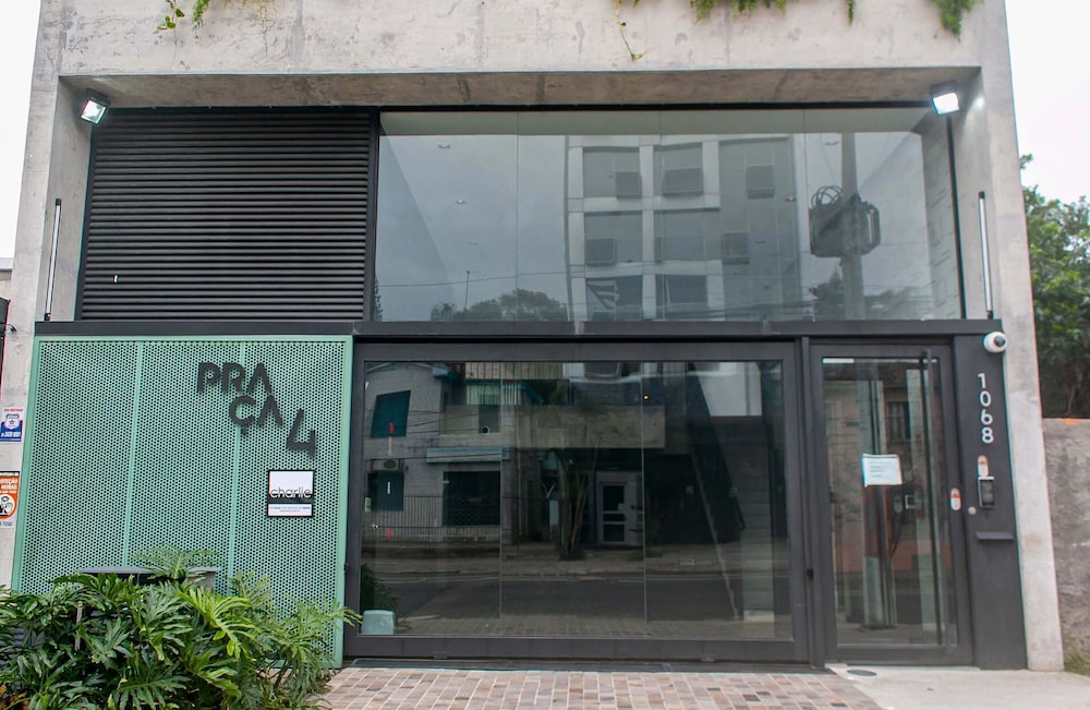 charlie porto alegre praca 4