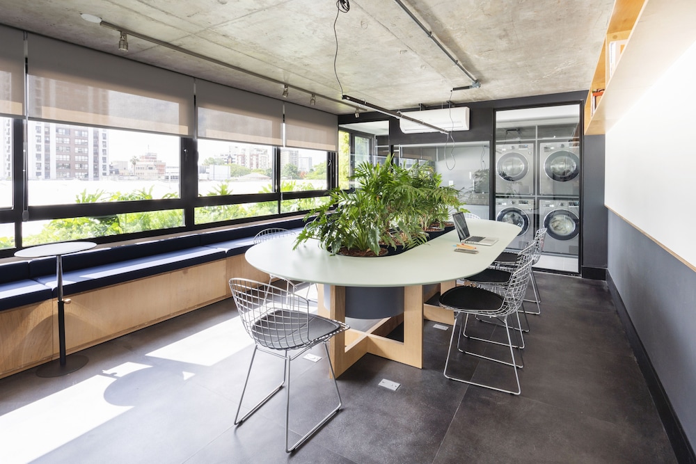 charlie porto alegre praca 4