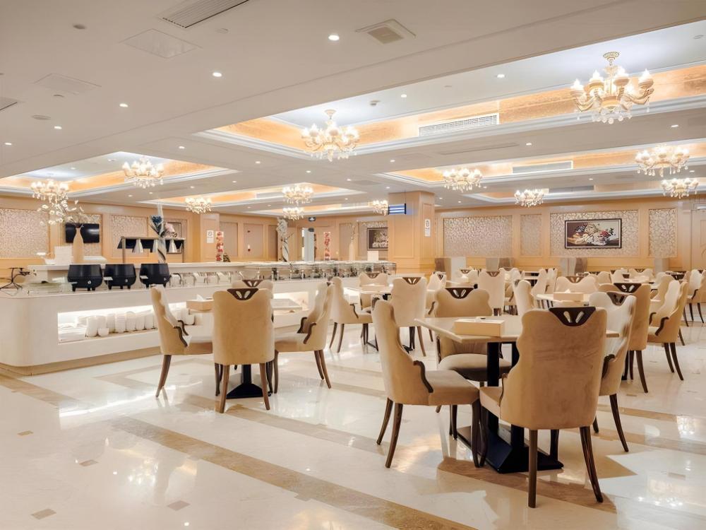 vienna pudong new area dishui lake university town