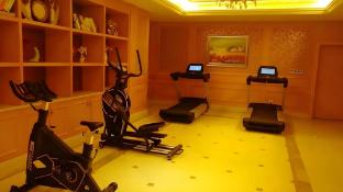 vienna pudong new area dishui lake university town