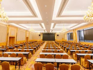 vienna pudong new area dishui lake university town