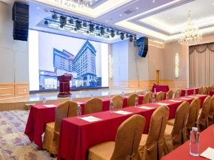 vienna pudong new area dishui lake university town