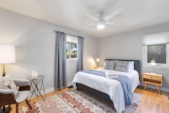 fun family friendly old town home w hot tub