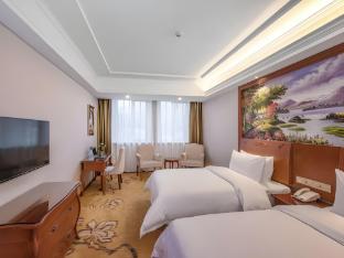vienna hotel fujian quanzhou anxi county baolong square