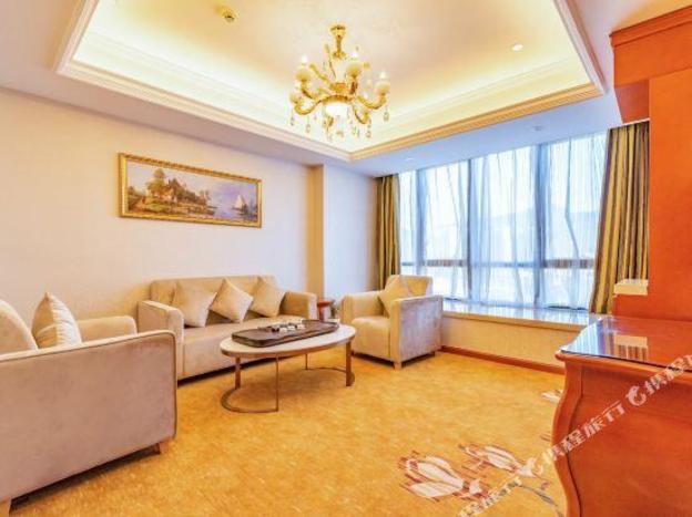 vienna hotel fujian quanzhou anxi county baolong square