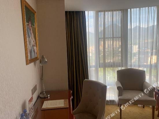 Vienna Hotel Fujian Quanzhou Anxi County Baolong Square,,3 star