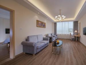 vienna 3 best hotel guangxi pubei coach station