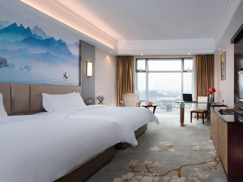 vienna hotel sanshui wanda store