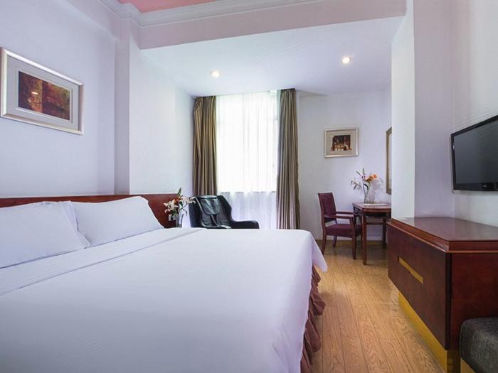 vienna hotel sanshui wanda store