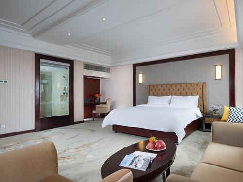 vienna hotel sanshui wanda store